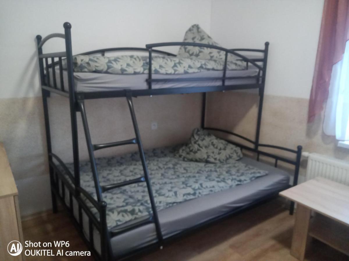 4U Hostel Zgorzelec - Free Parking Jedrzychowice  Exteriér fotografie